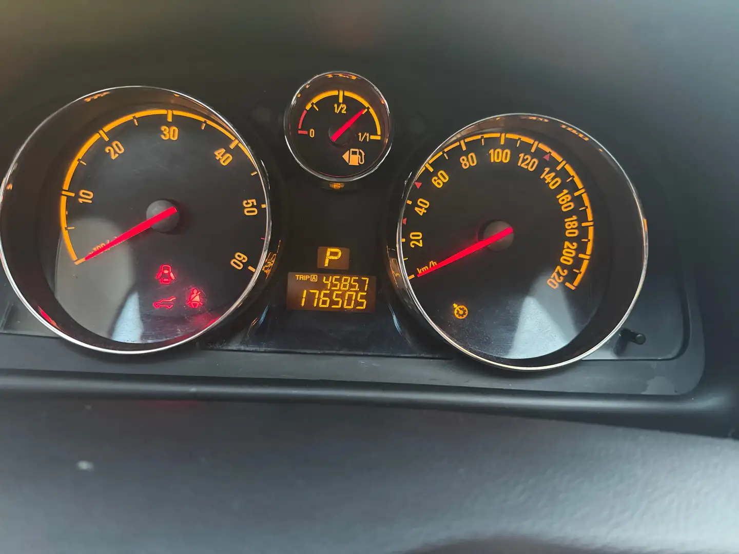 Opel Antara Antara 2,2 CDTI Cosmo DPF Aut. Cosmo Noir - 1