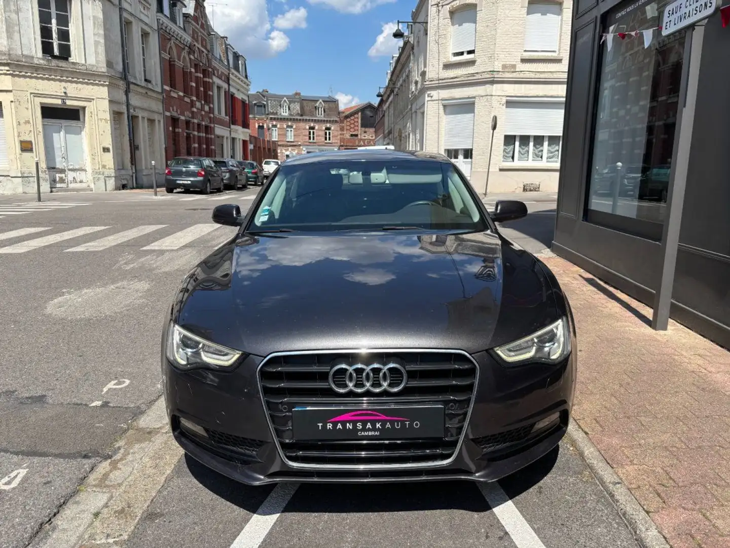 Audi A5 2.0L TDI AMBIANTE Noir - 2