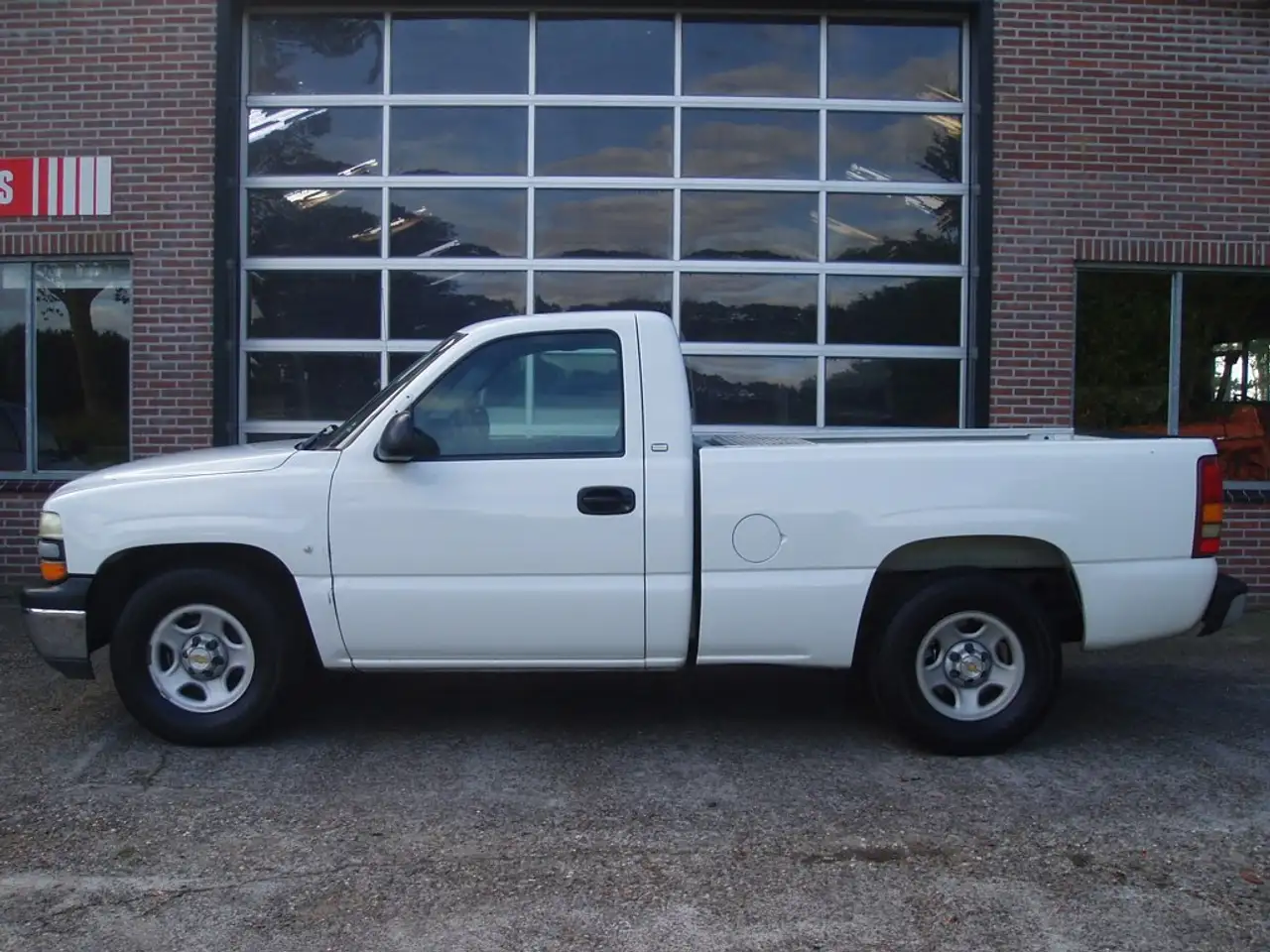 Chevrolet Silverado 1500 Shortbed, V8 Automaat Uniek lage miles stand, foto 3