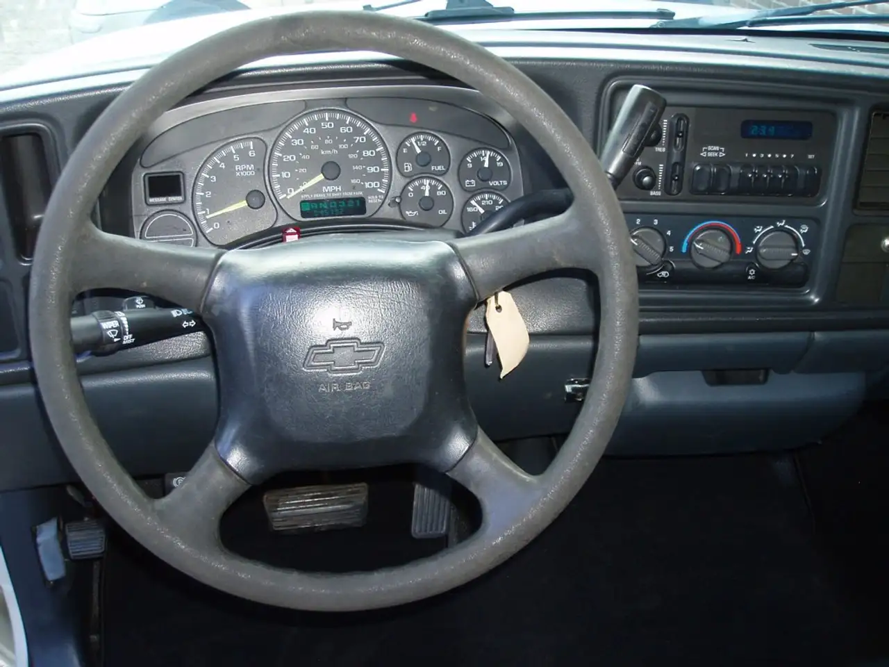 Chevrolet Silverado 1500 Shortbed, V8 Automaat Uniek lage miles stand, foto 11