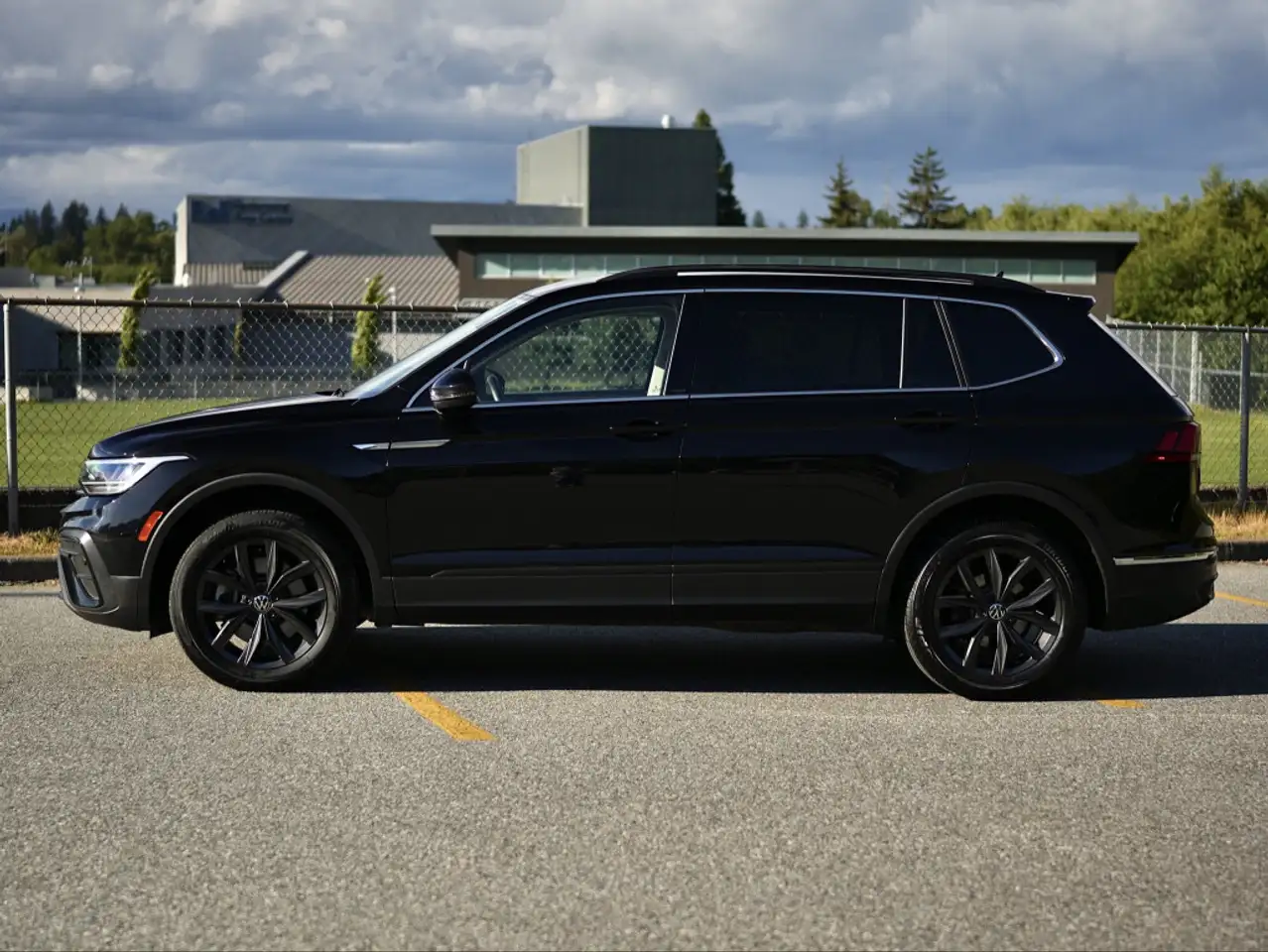 Volkswagen Tiguan снимка Volkswagen Tiguan