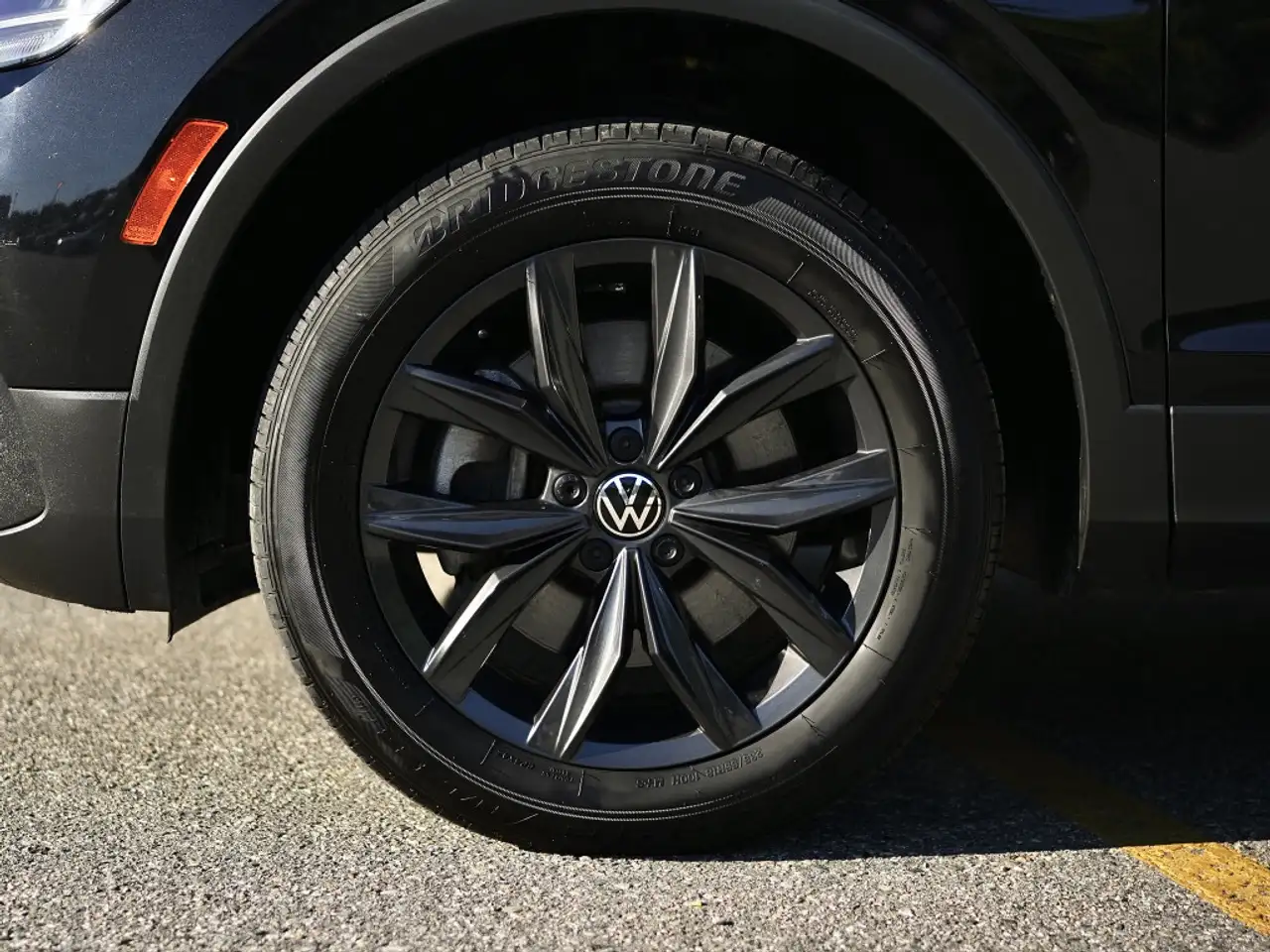 Volkswagen Tiguan снимка Volkswagen Tiguan