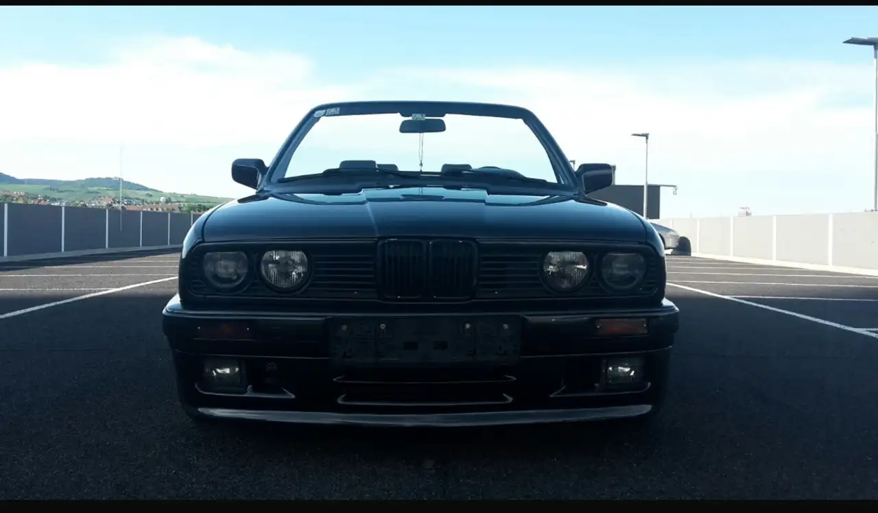 BMW 318i, foto 2