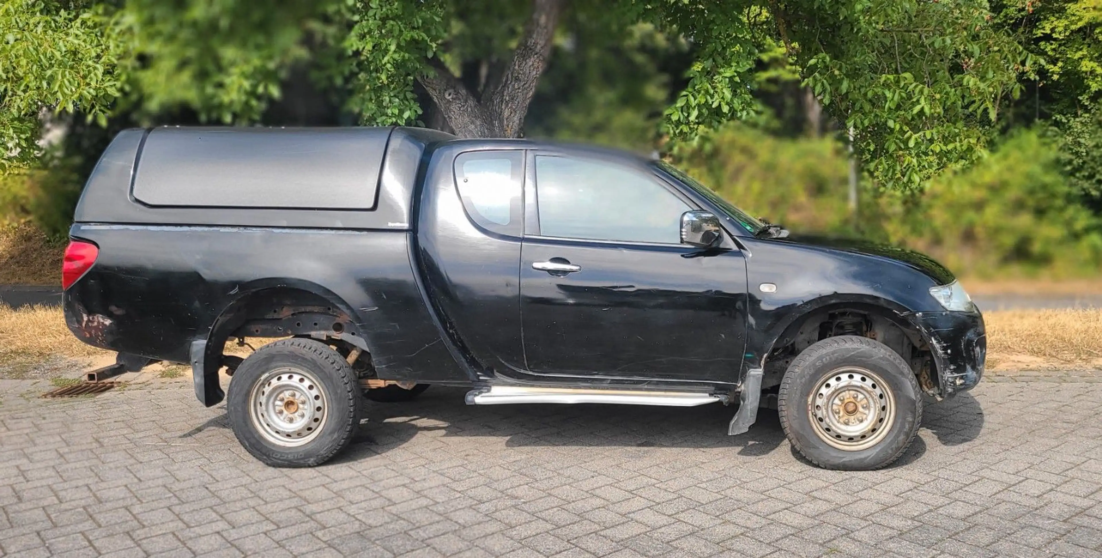 Mitsubishi L200 — photo 5