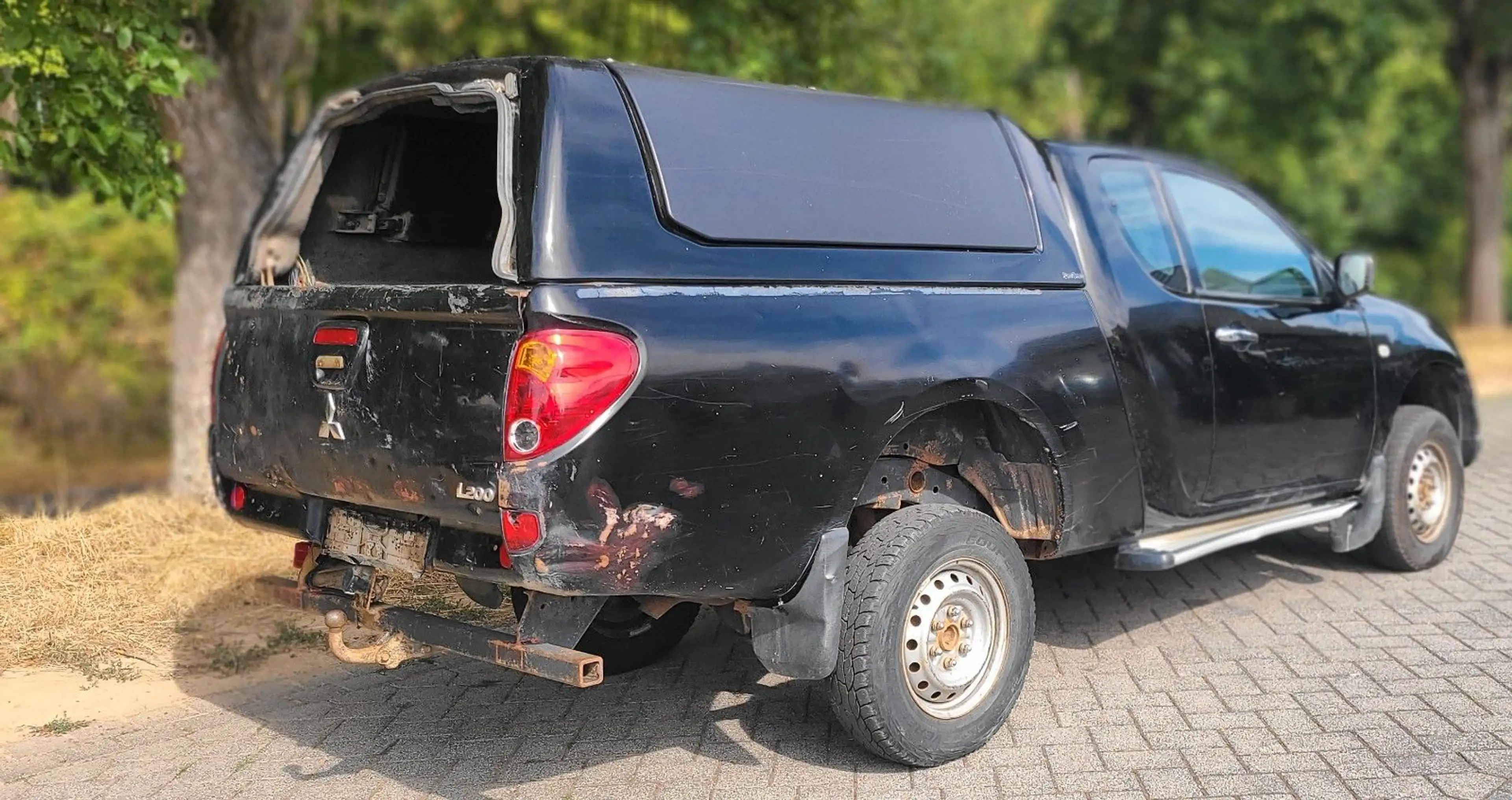 Mitsubishi L200 — photo 4