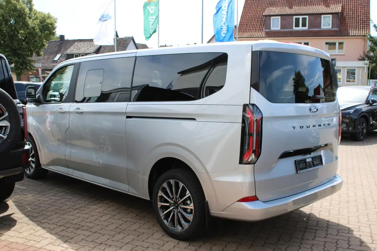 Ford Tourneo Custom 2026 — фото 7
