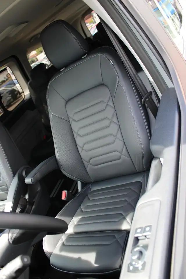 Ford Tourneo Custom 2026 — фото 12