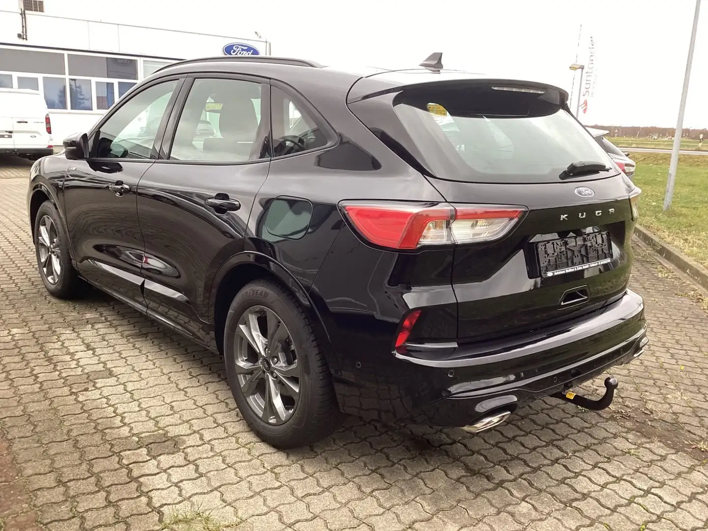 Ford Kuga ST-Line, AHK, GJR, RFK, GRA Schwarz - 2