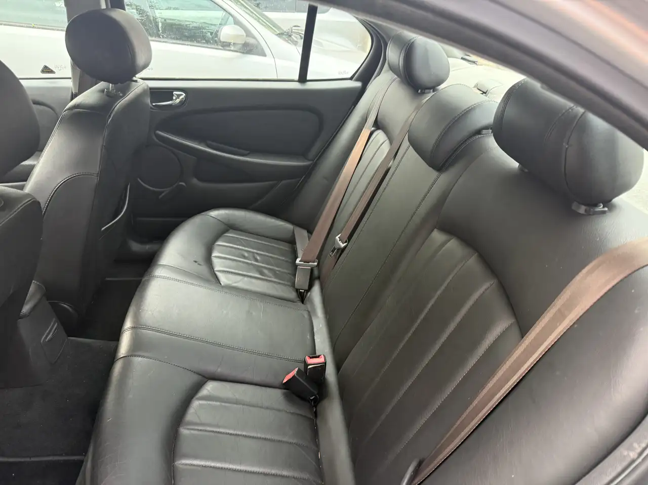Jaguar X-Type, foto 3