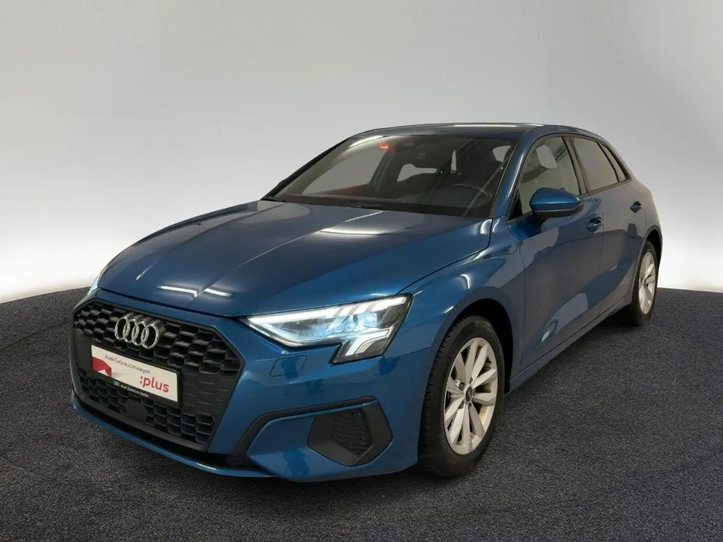 Audi A3 35 TDI S tr. LED NAVI VIRTUAL Blau - 2