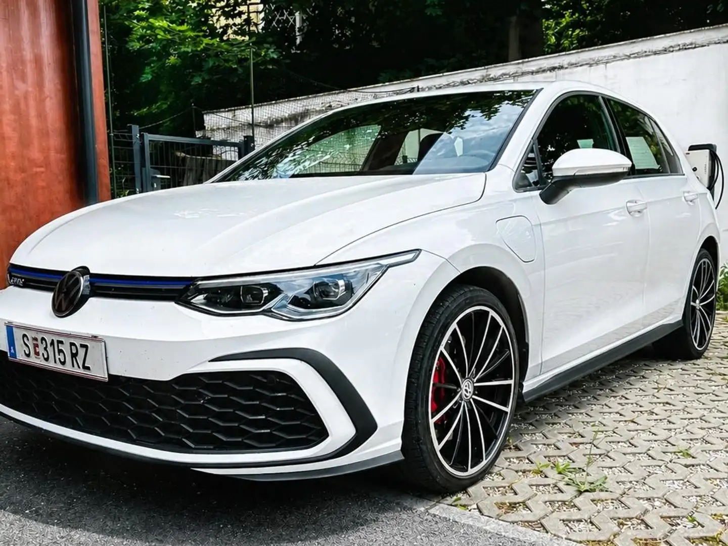 Volkswagen Golf GTE Golf 1,4 eHybrid PHEV GTE DSG GTE Weiß - 1