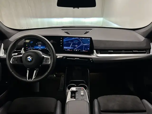 BMW X1 view 5