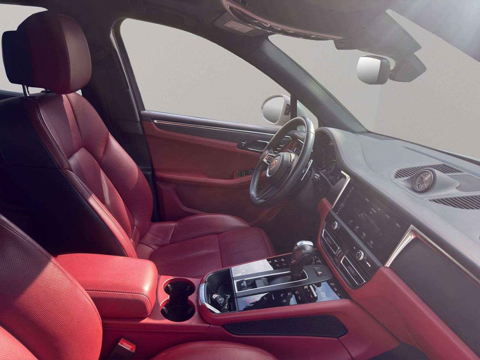 2023 Porsche Macan AWD thumb 17