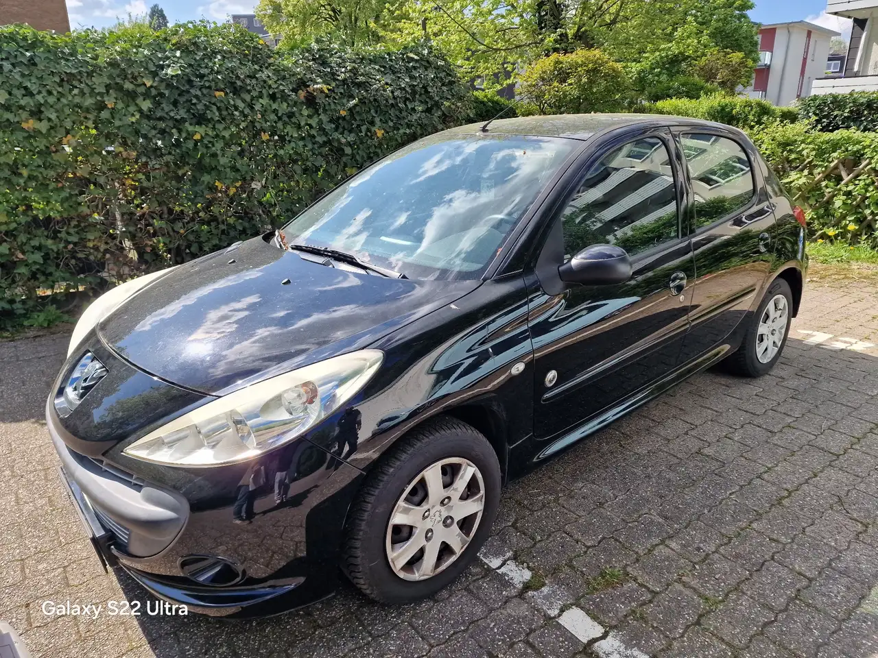 Peugeot 206 + 1.4e 75ch Pack Limited
