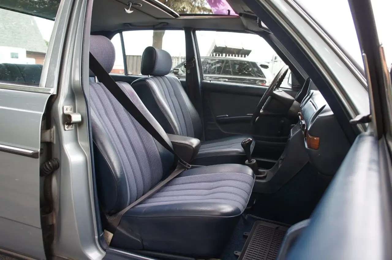 Mercedes-Benz 300 D W123 H-Zulassung Schiebedach AHK, foto 10