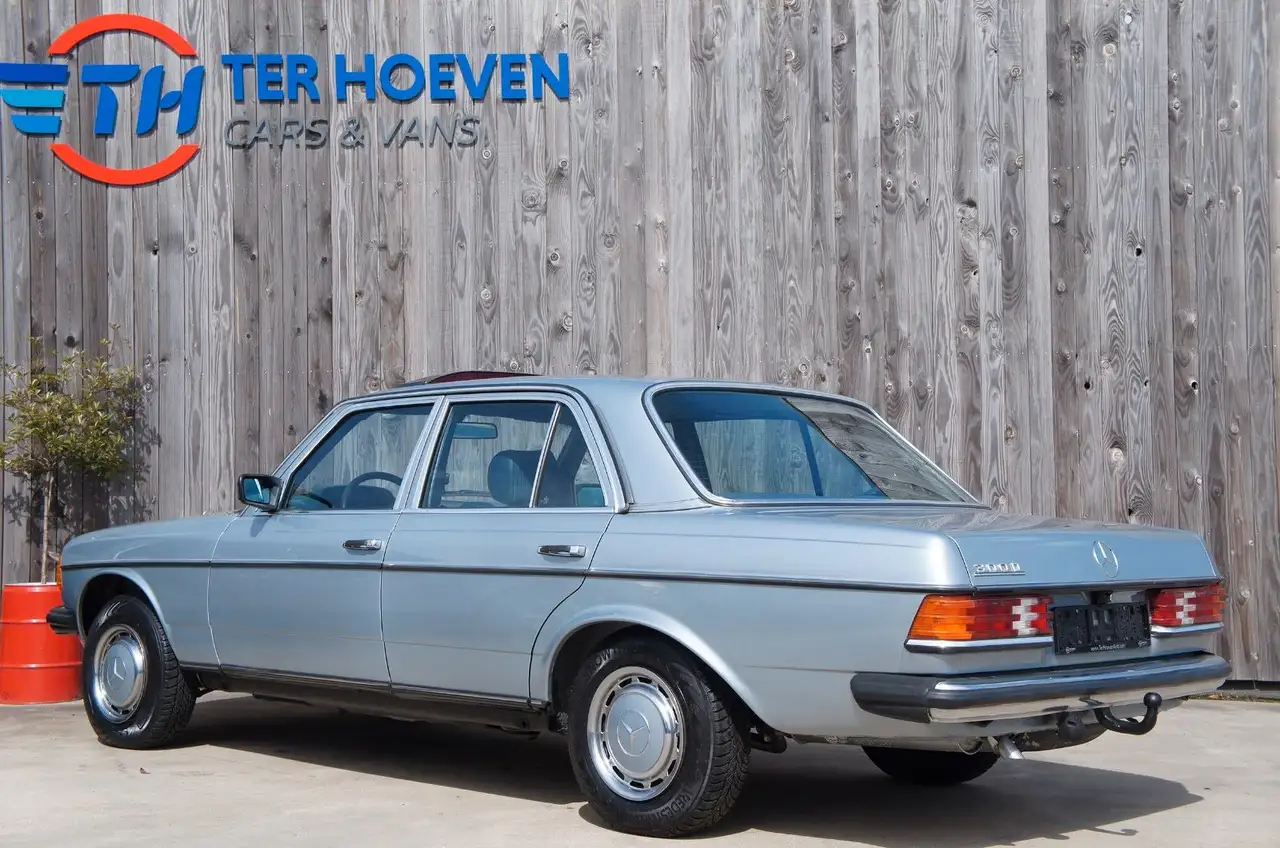 Mercedes-Benz 300 D W123 H-Zulassung Schiebedach AHK, foto 2