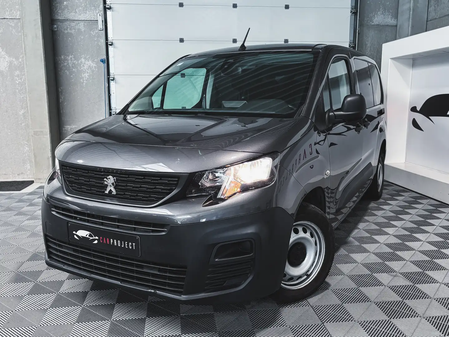 Peugeot Partner 1.5BlueHDi L2 Heavy Pro, Double Cabine !, Car-Play Gris - 1