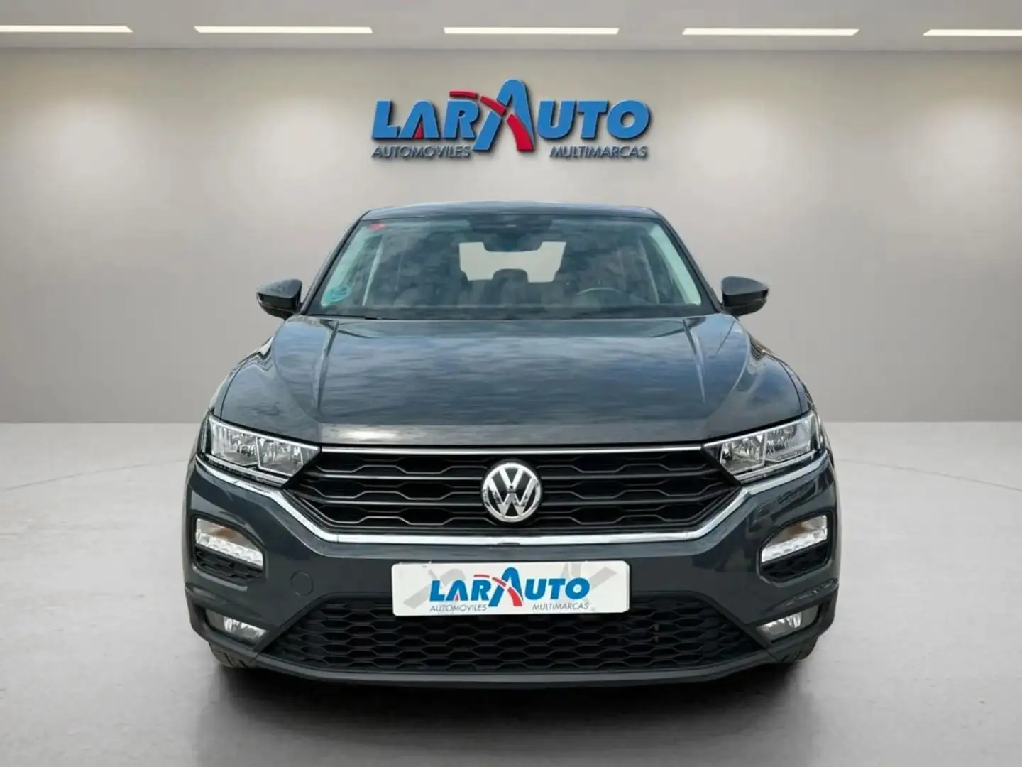 Volkswagen T-Roc 1.0 TSI Advance Gris - 2