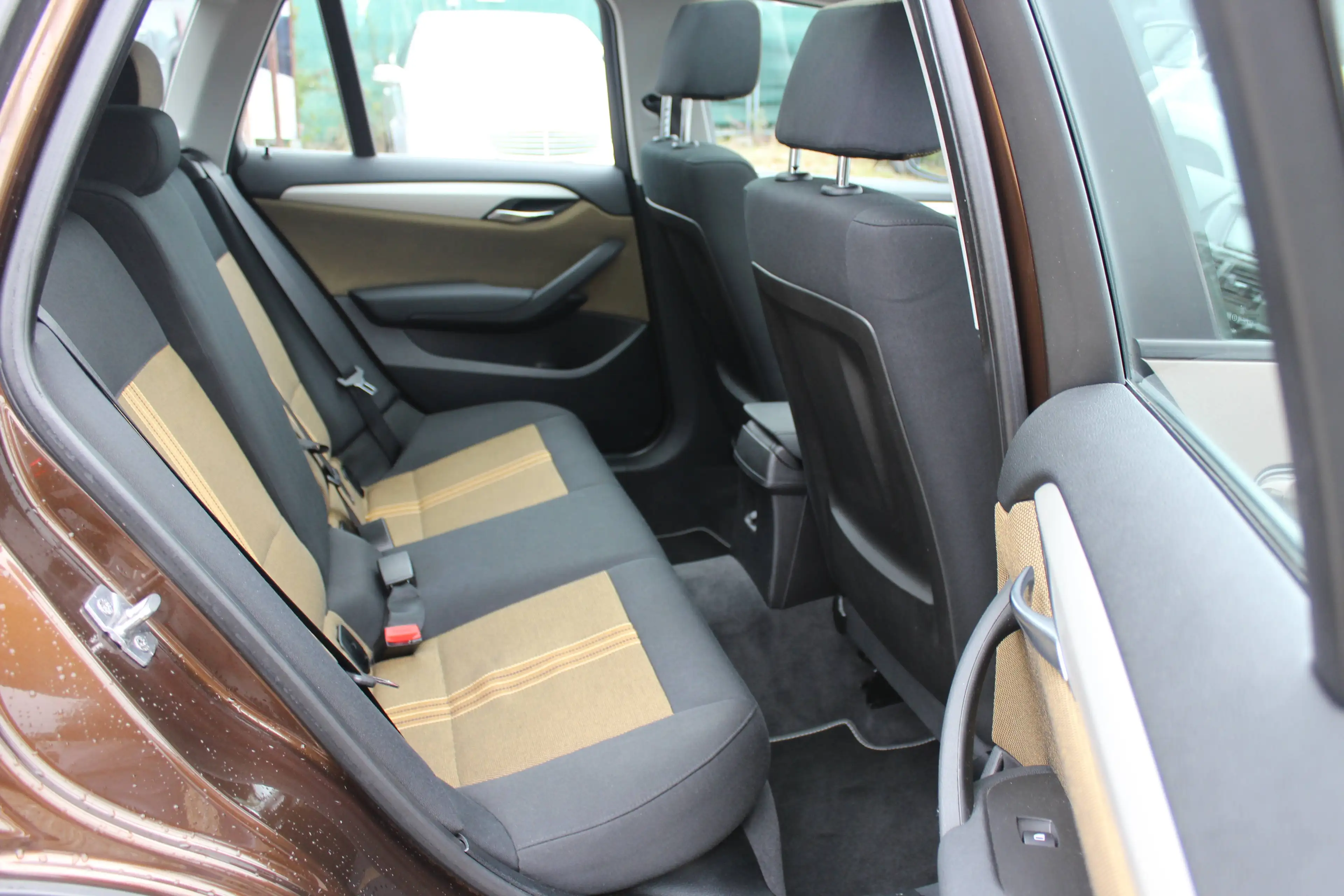 BMW X1 sDrive 18 i * Automatik * Panoramadach * — photo 12