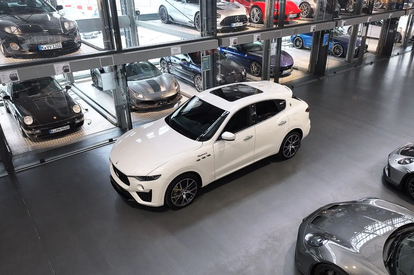 Maserati Levante Modena S - 1. Hand -43.200KM - Pano Blanc - 1