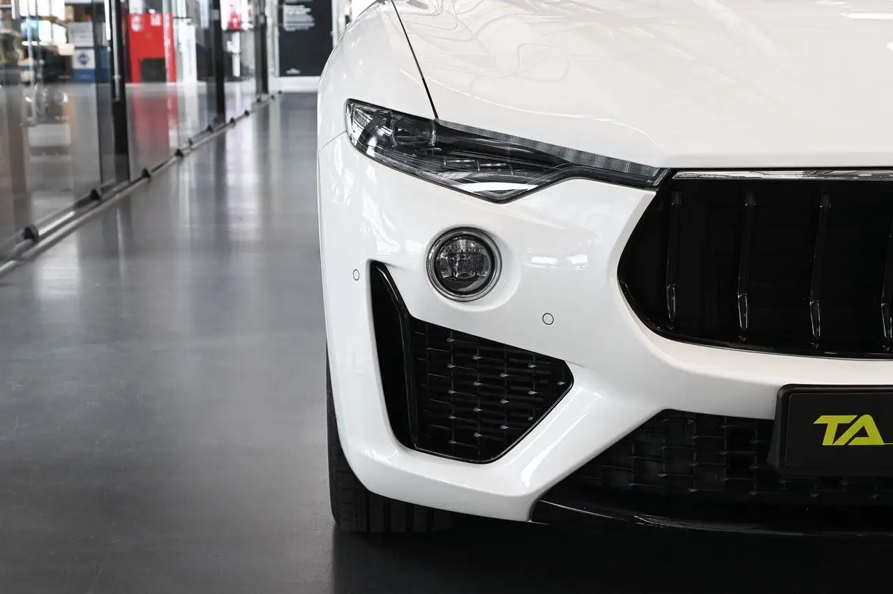 Maserati Levante 2022 — фото 12