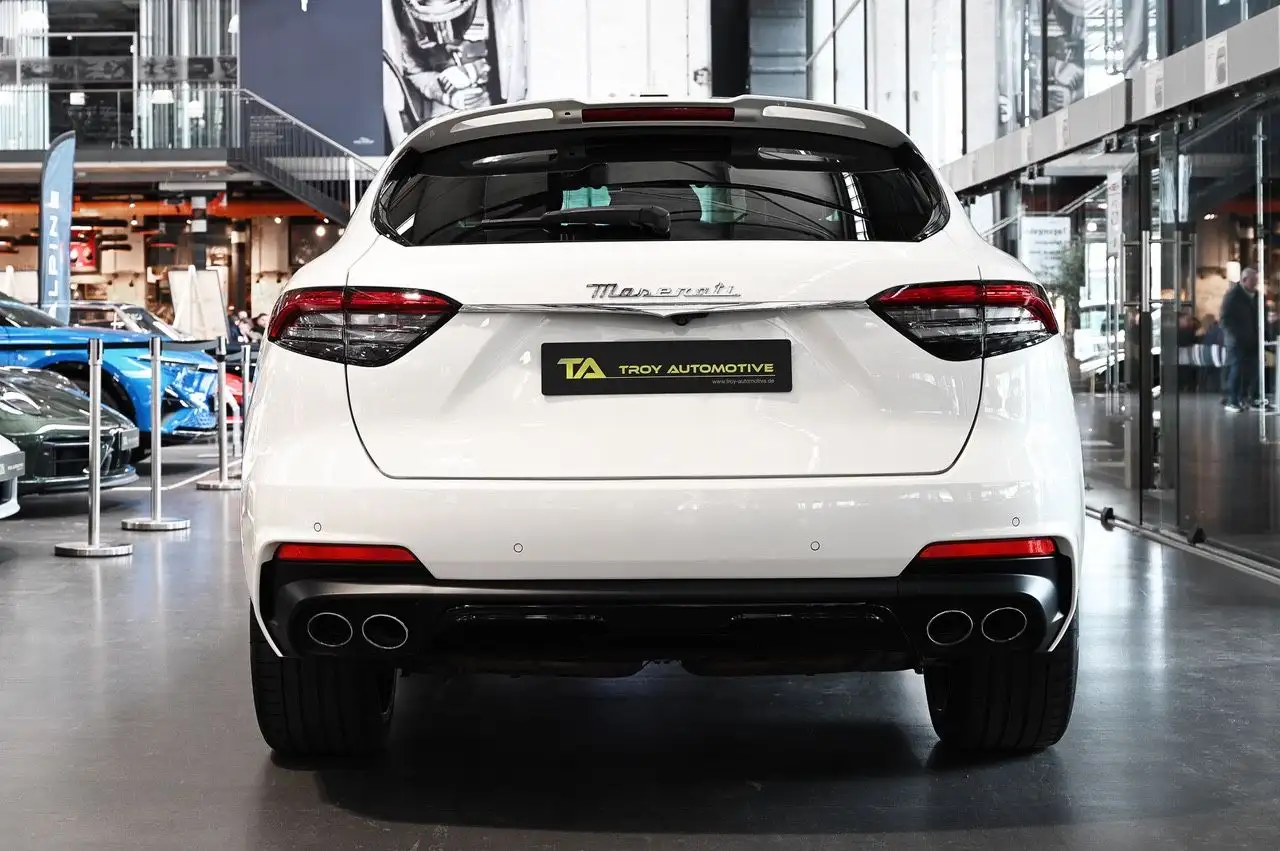 Maserati Levante 2022