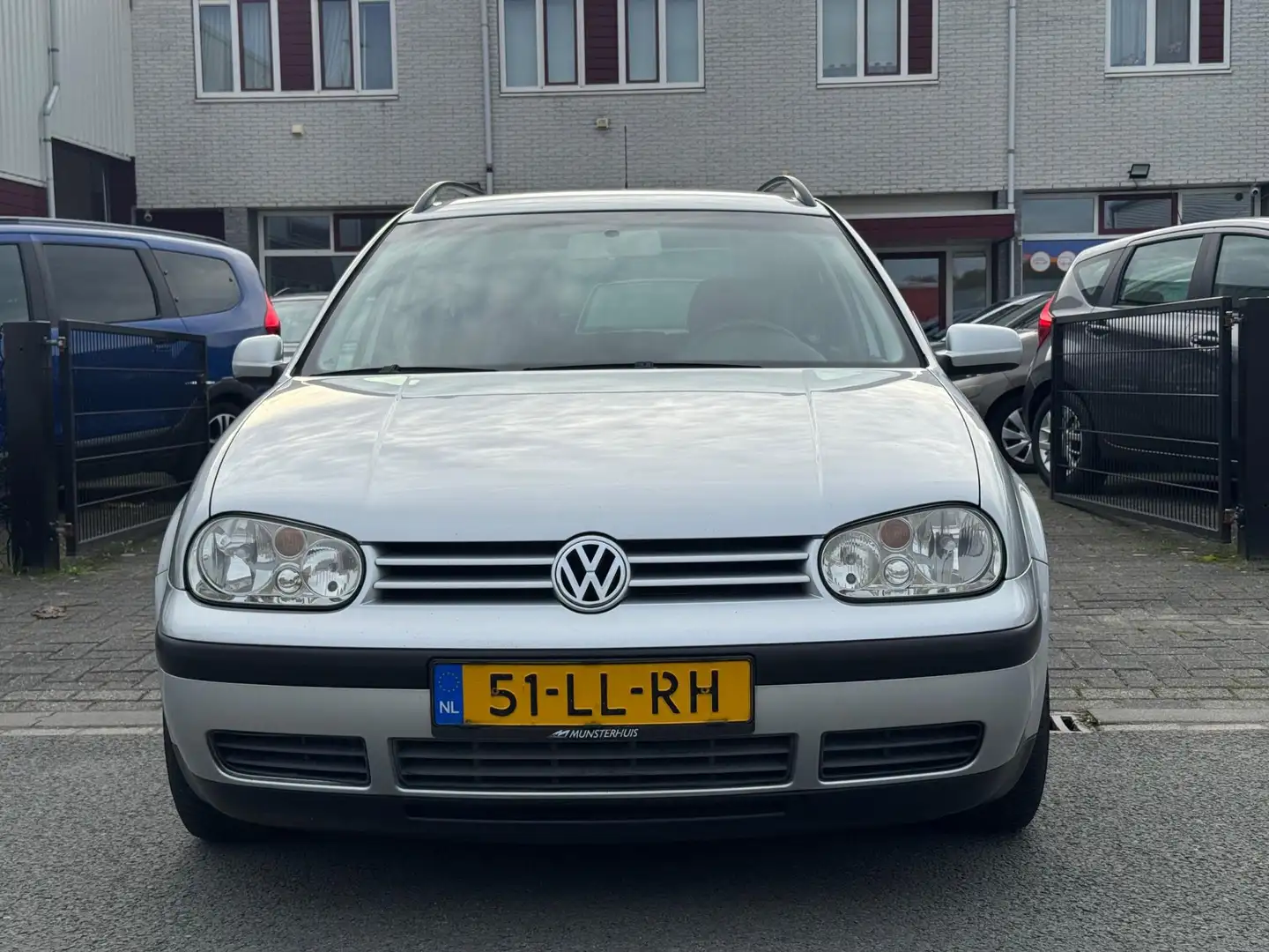 Volkswagen Golf Variant 2.0 Comfortline Grijs - 2