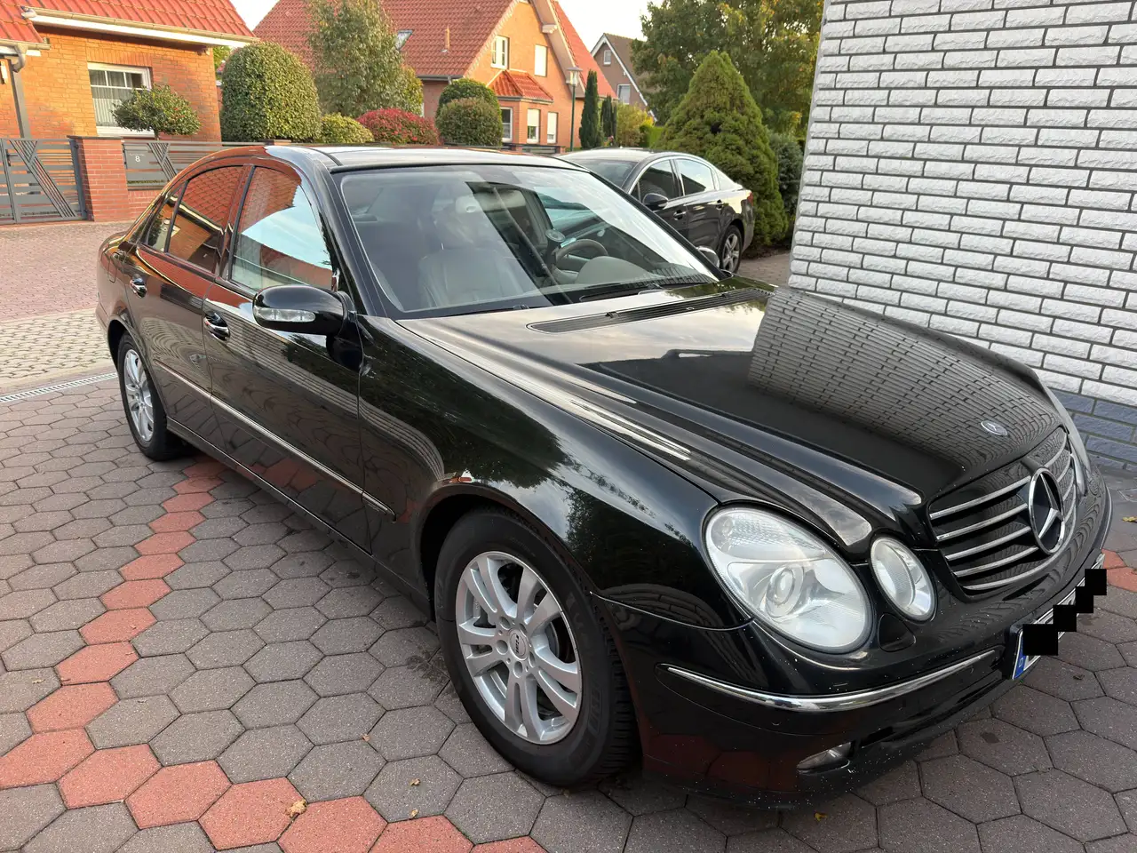 Mercedes-Benz E 320