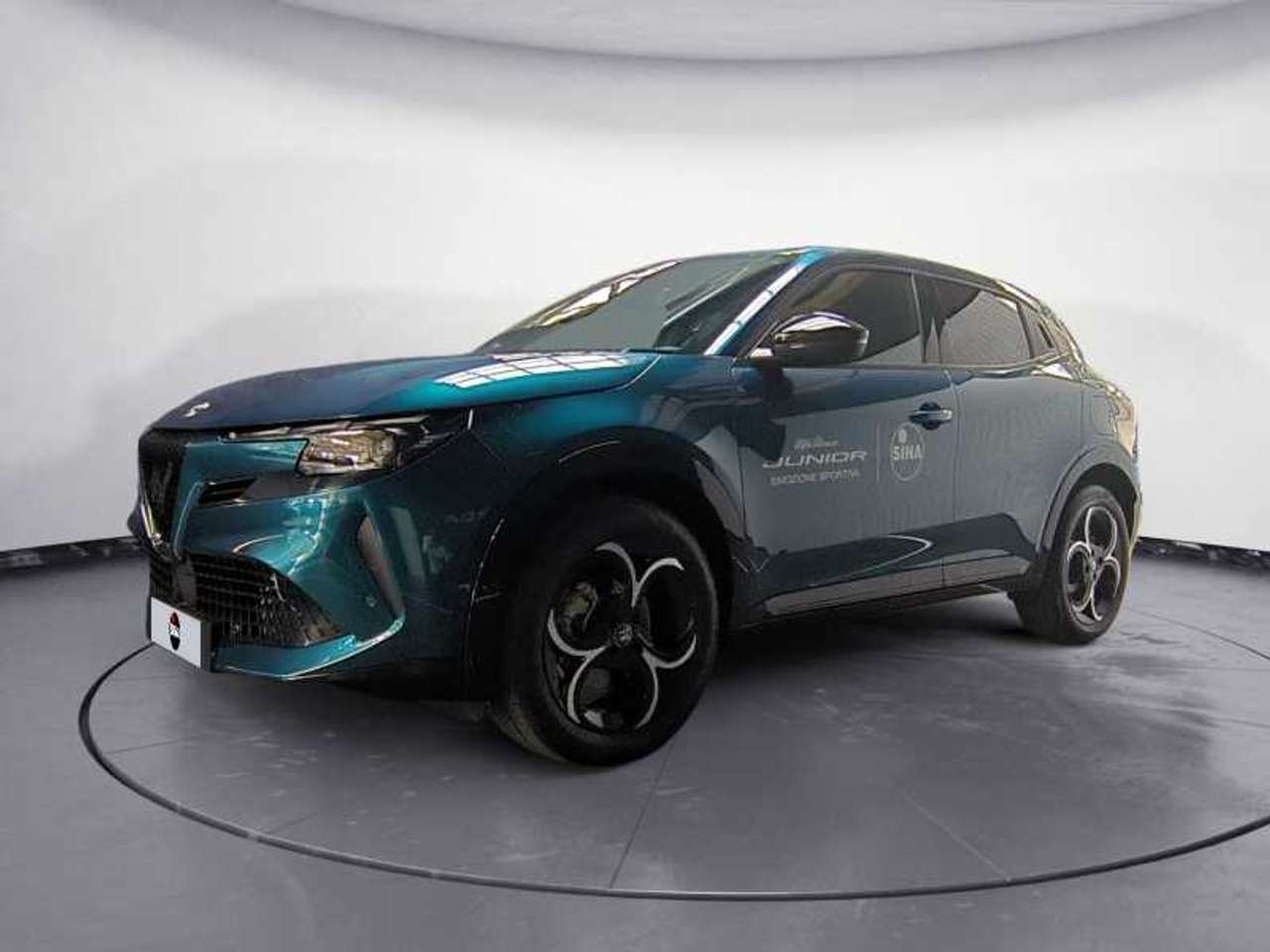 Alfa Romeo Junior 1.2 Hybrid ibrida