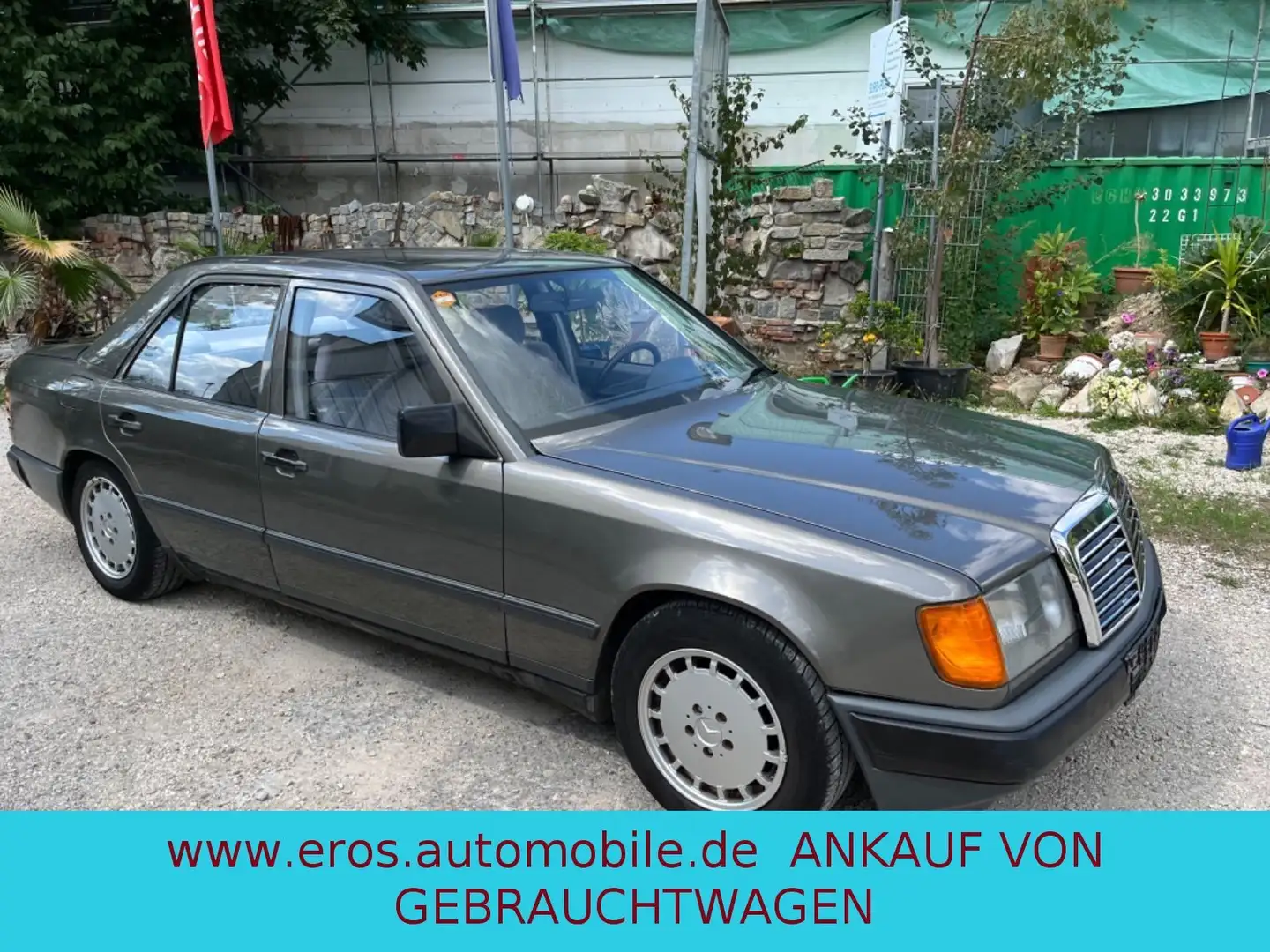 Mercedes-Benz E 230 Gris - 1