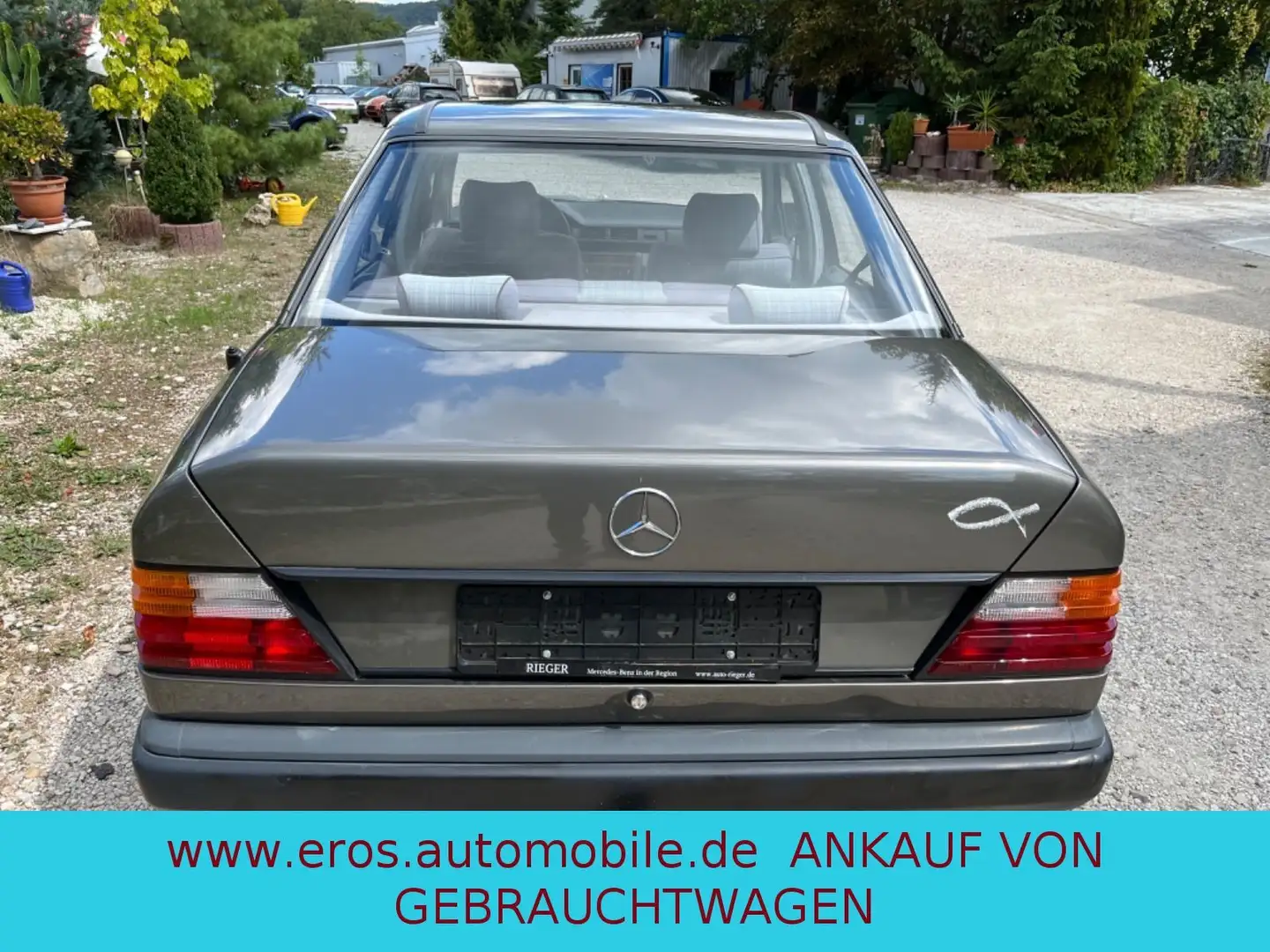 Mercedes-Benz E 230 Gris - 2