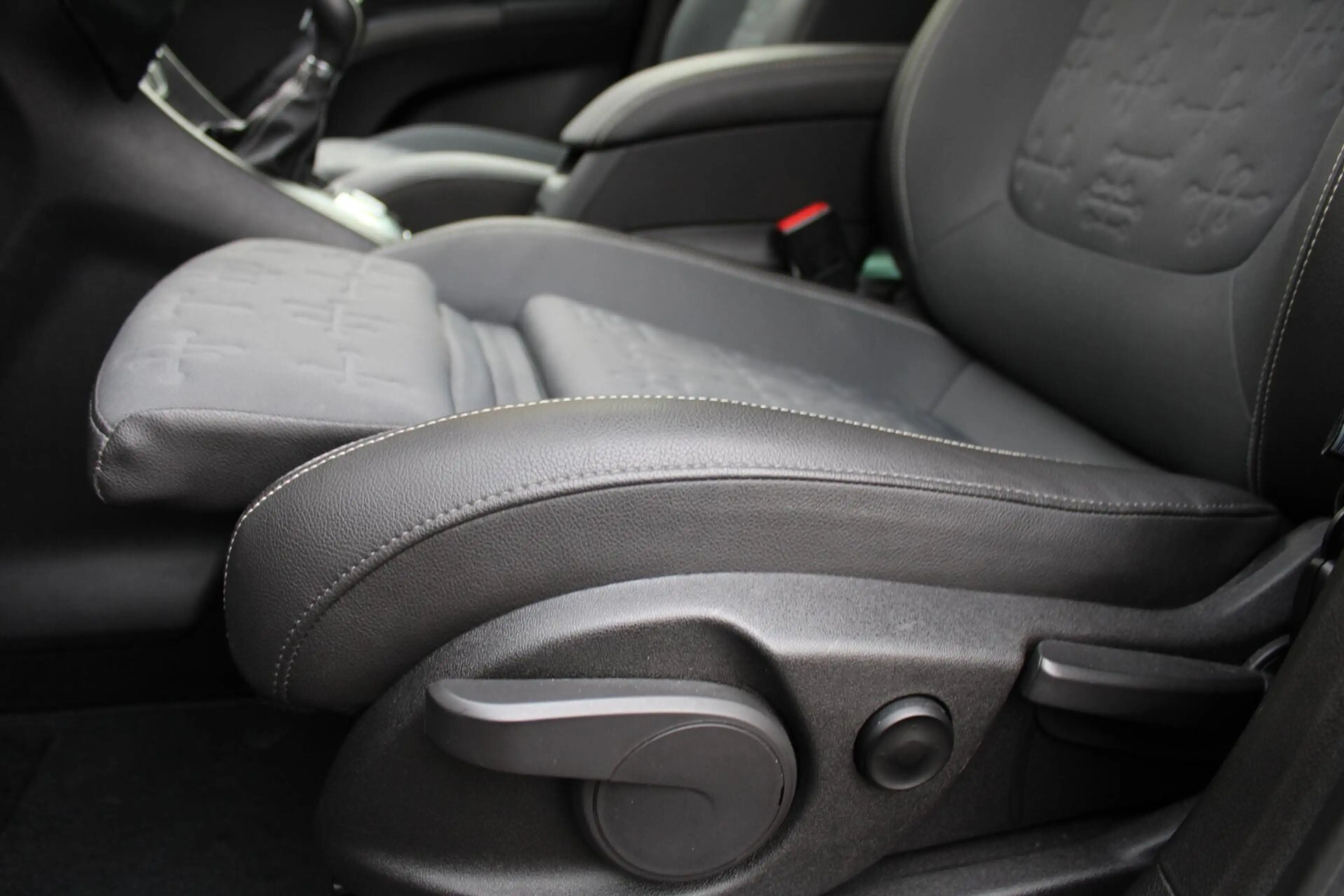 Opel Meriva 1.4 Turbo Blitz|Navigatie|Camera|Trekhaak|Stoel en — photo 10