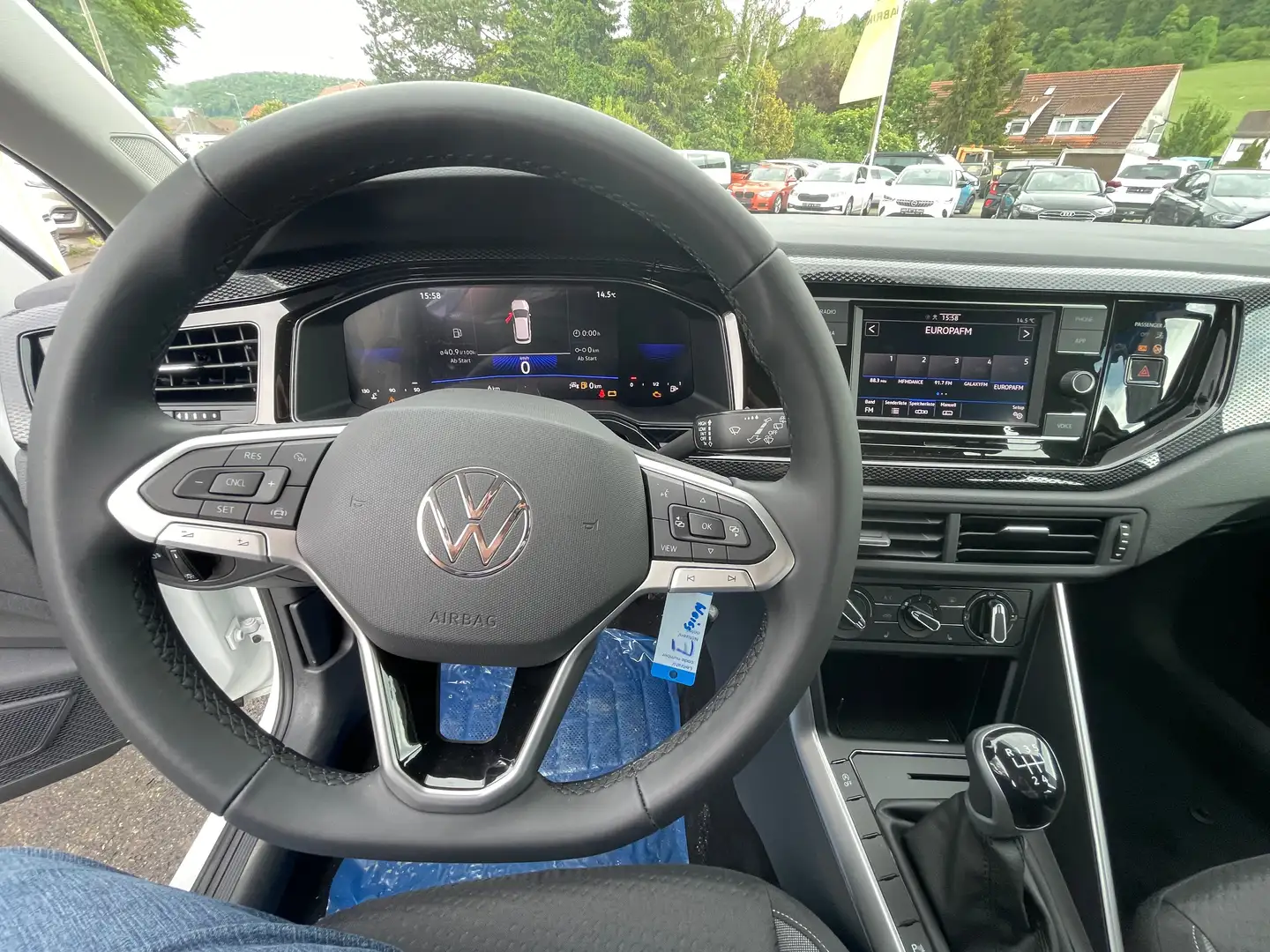 Volkswagen Taigo Life Weiß - 2