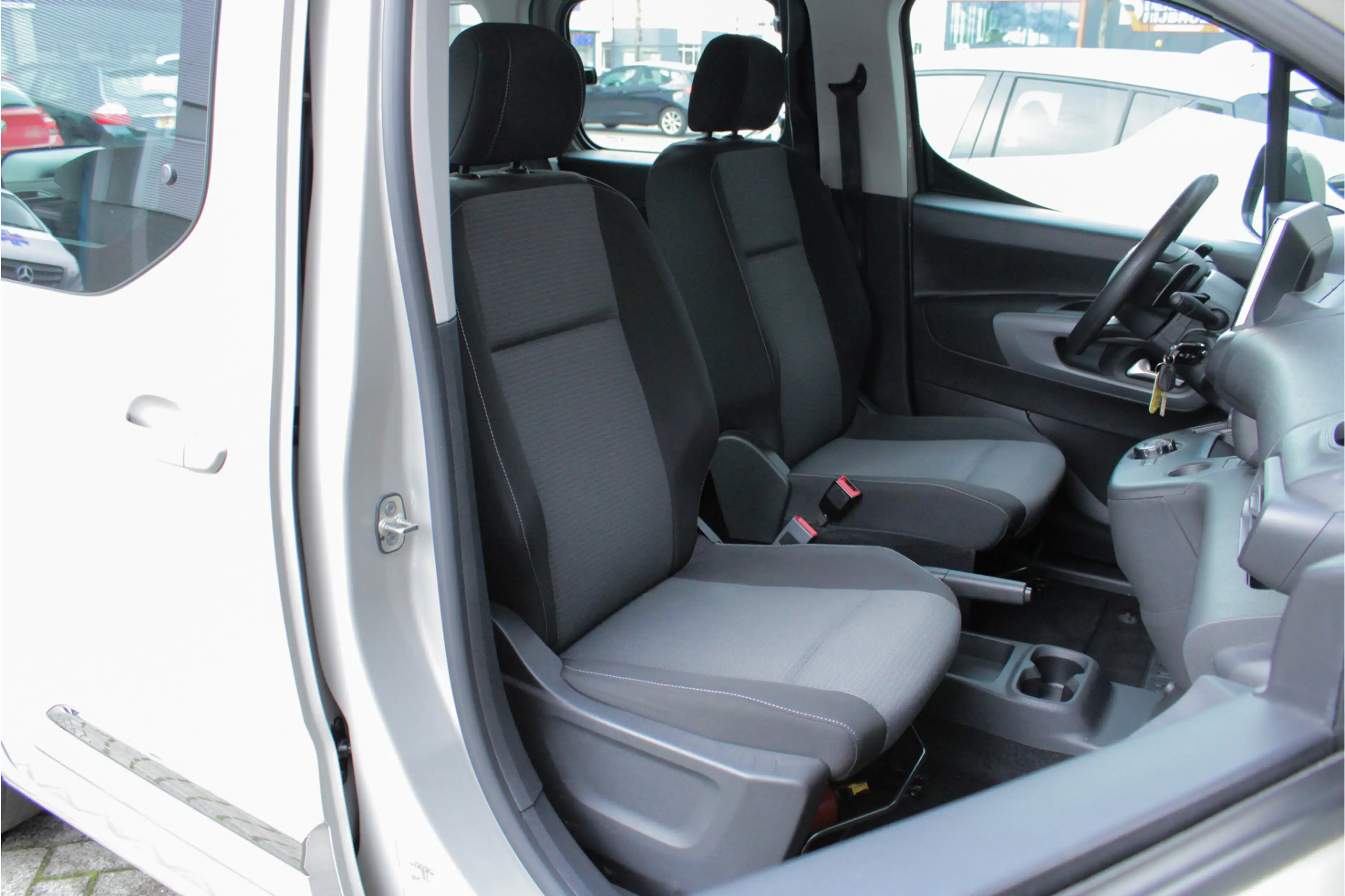 Toyota Proace City 1.2 Turbo AUTOMAAT |nieuwe distributieriem|dealer — photo 9