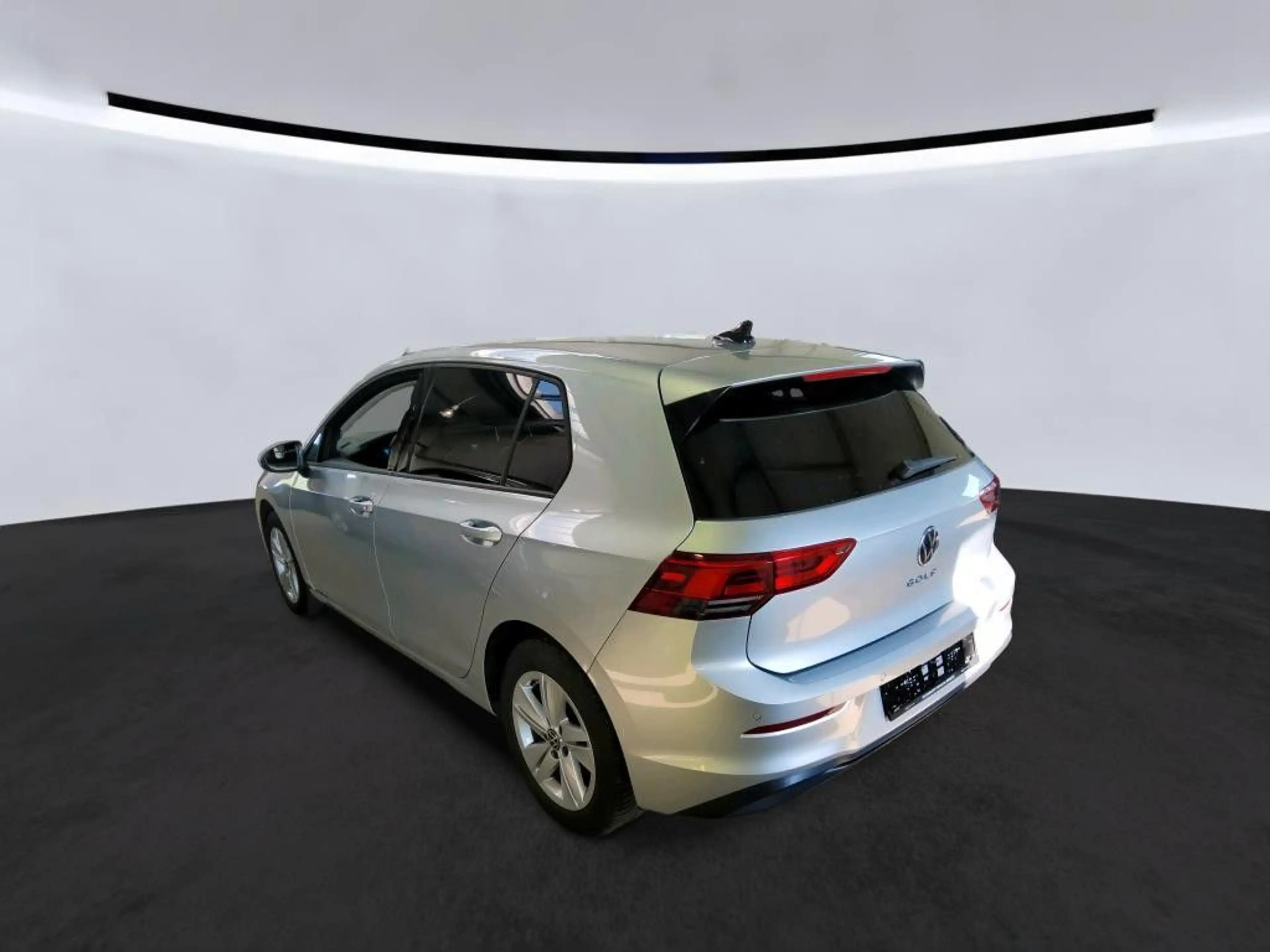 Volkswagen Golf VIII Lim. Life2.0TDI DSG LED Navi SHZ Kamea — photo 3
