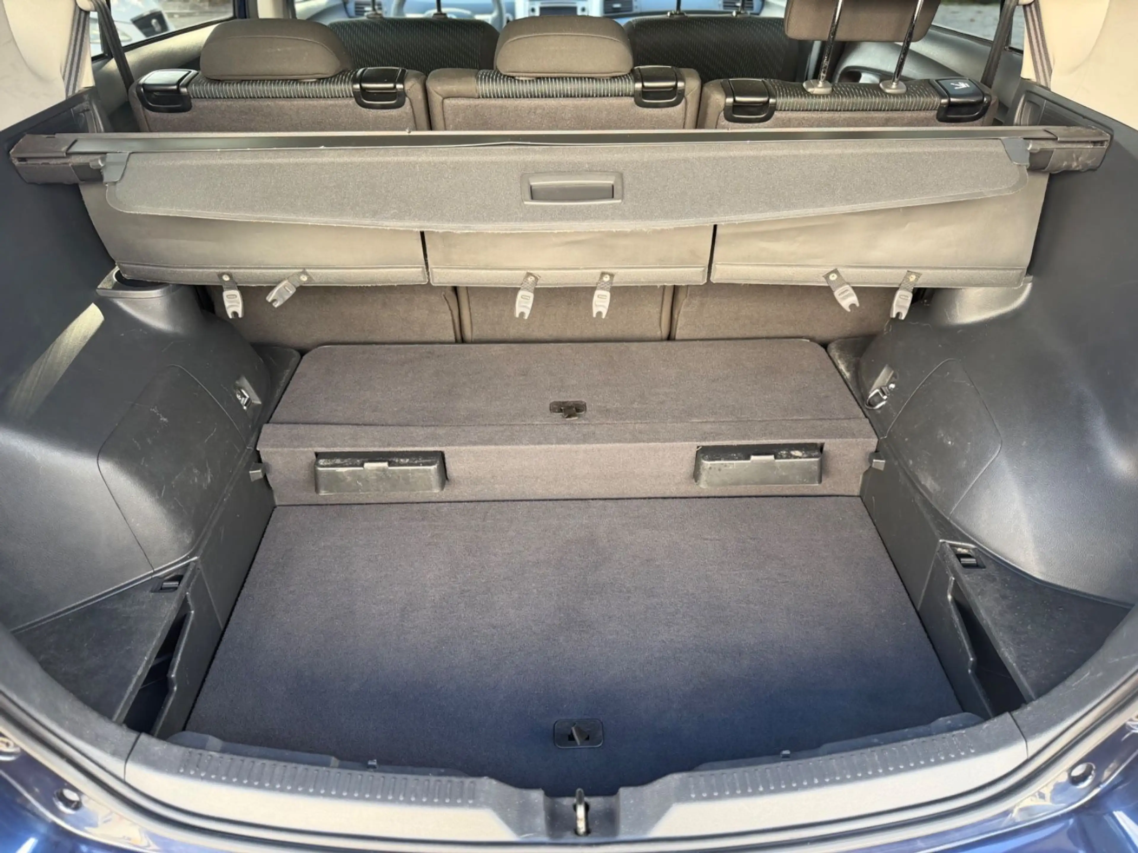 Toyota Verso Travel*NAVI*KAMERA*TEMPOMAT*PDC*ALU* — photo 8