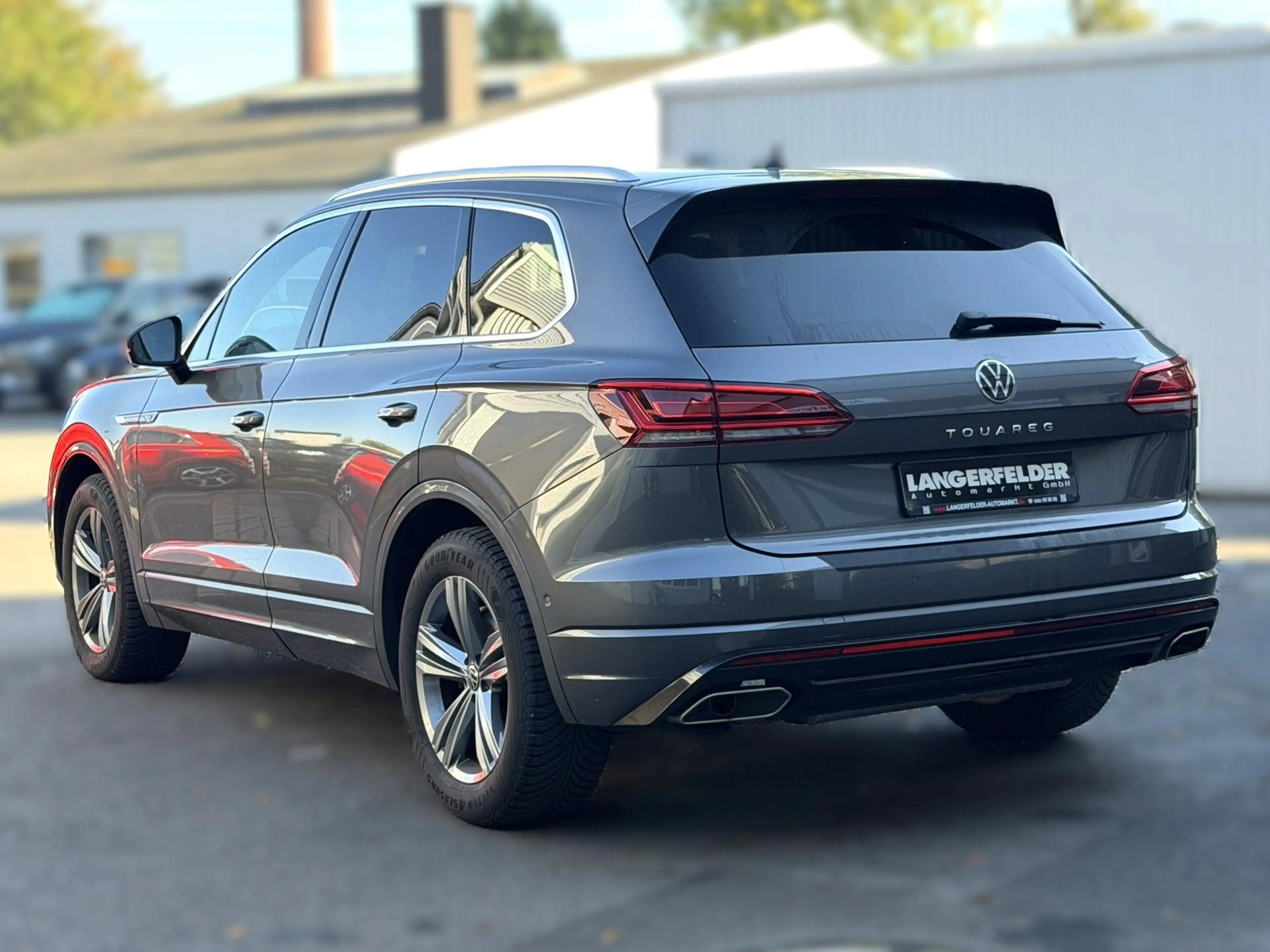 Volkswagen Touareg Touareg V6*R-LINE*4Motion*ACC*Luftfeder*InnovCP* — photo 2