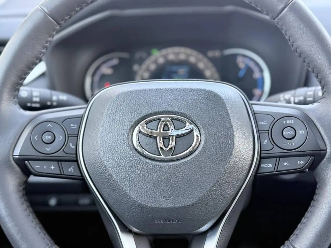 Toyota RAV 4 снимка Toyota RAV 4