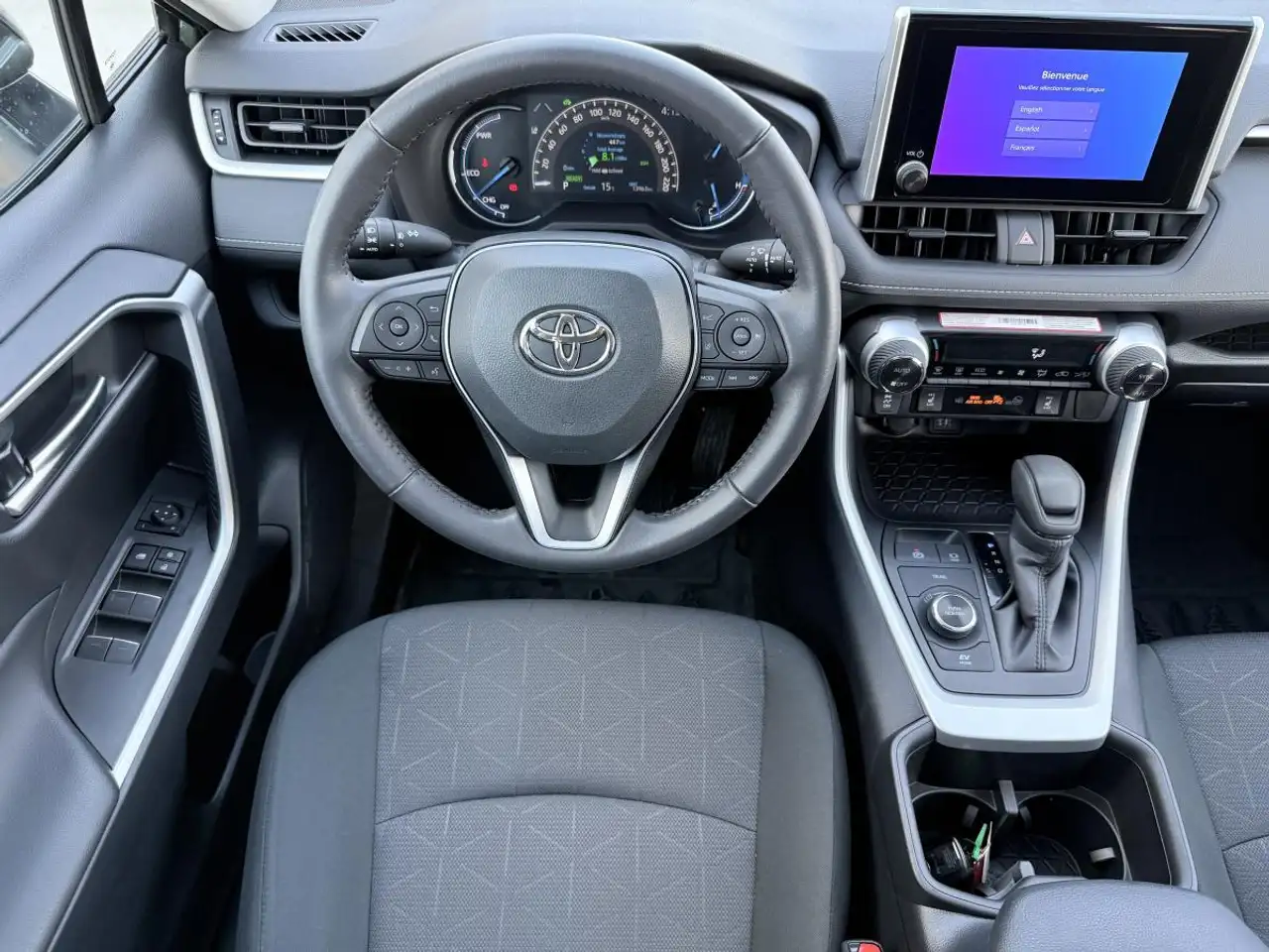 Toyota RAV 4 снимка Toyota RAV 4