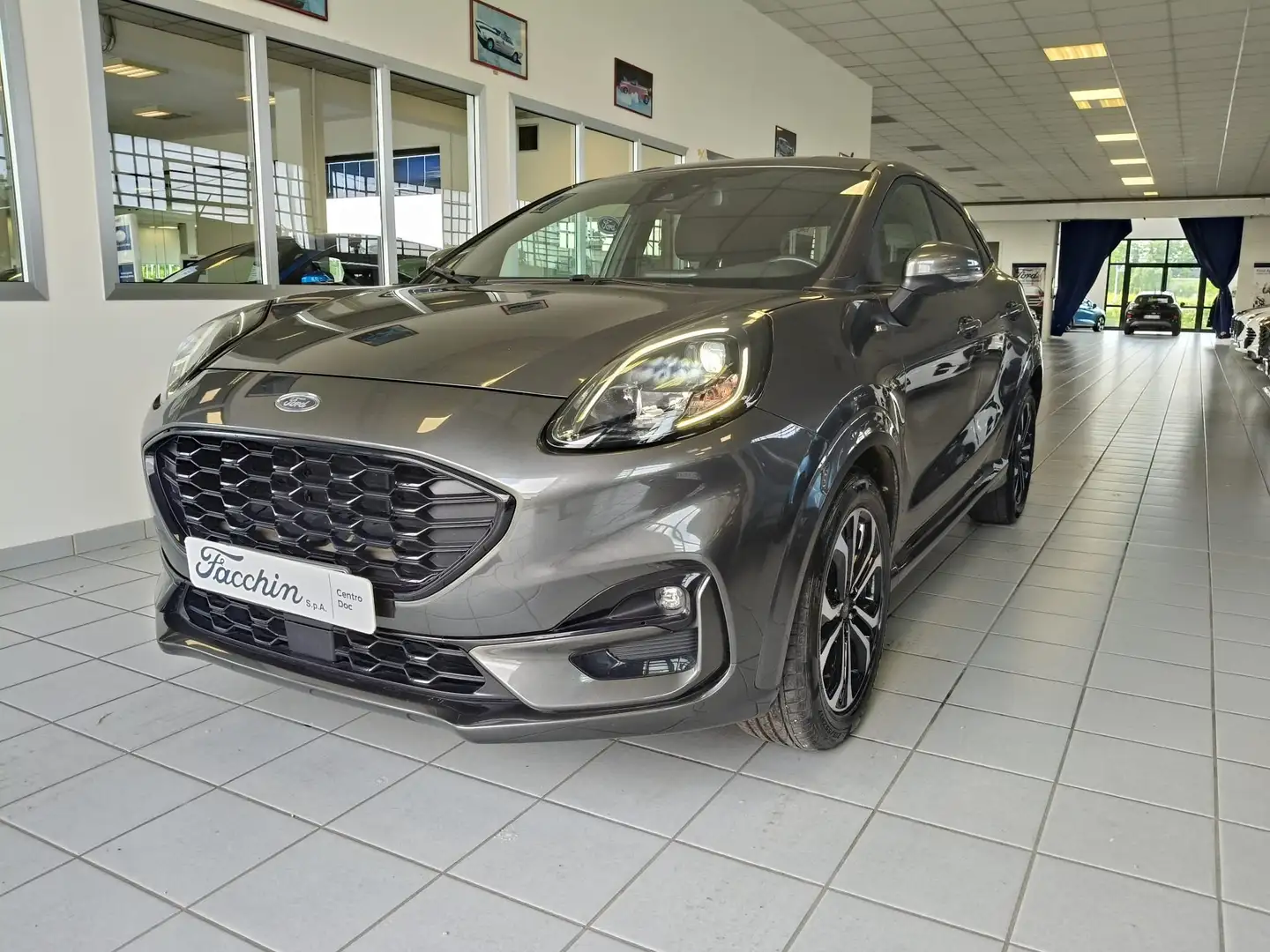 Ford Puma 1.5 Ecoblue 120cv ST-Line Сірий - 1
