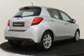Toyota Yaris 1.5 HYBRID DYNAMIC -CRUISE|KEYLESS|16"|ECC|CAMERA Grijs - thumbnail 3