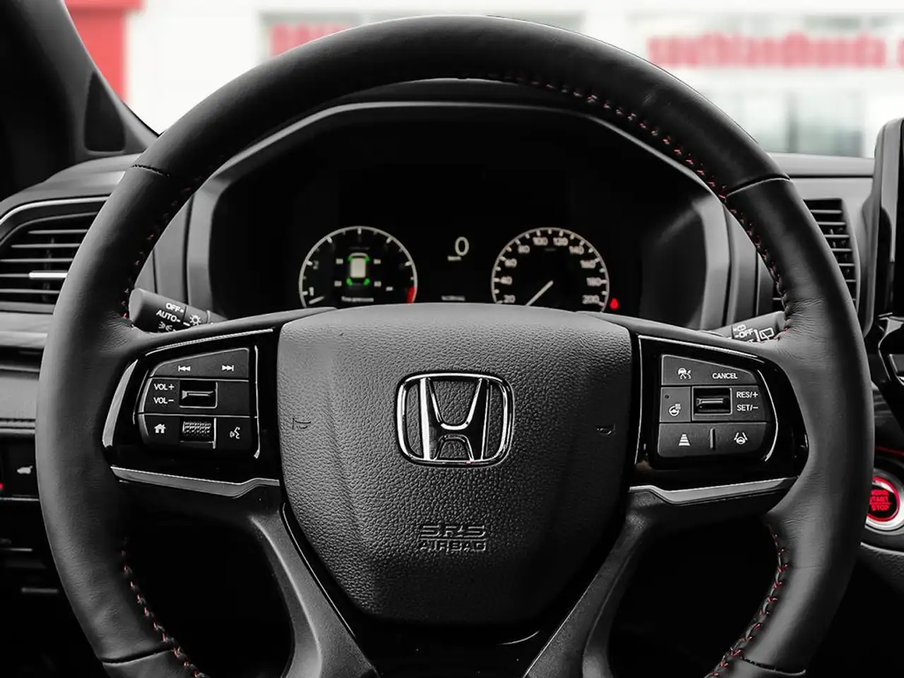 Honda Odyssey снимка Honda Odyssey