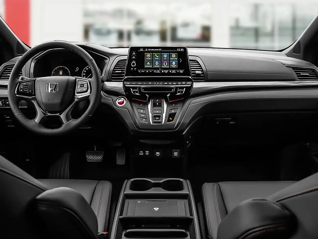 Honda Odyssey снимка Honda Odyssey