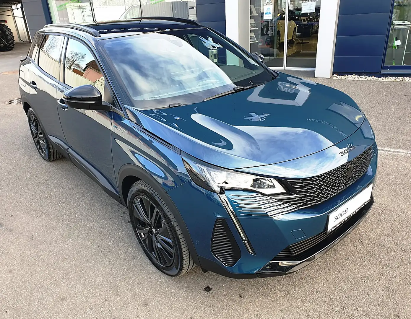 Peugeot 3008 Hybrid 300 e-EAT8 GT Pack Aut. m. "Black Pack" ... Blau - 1
