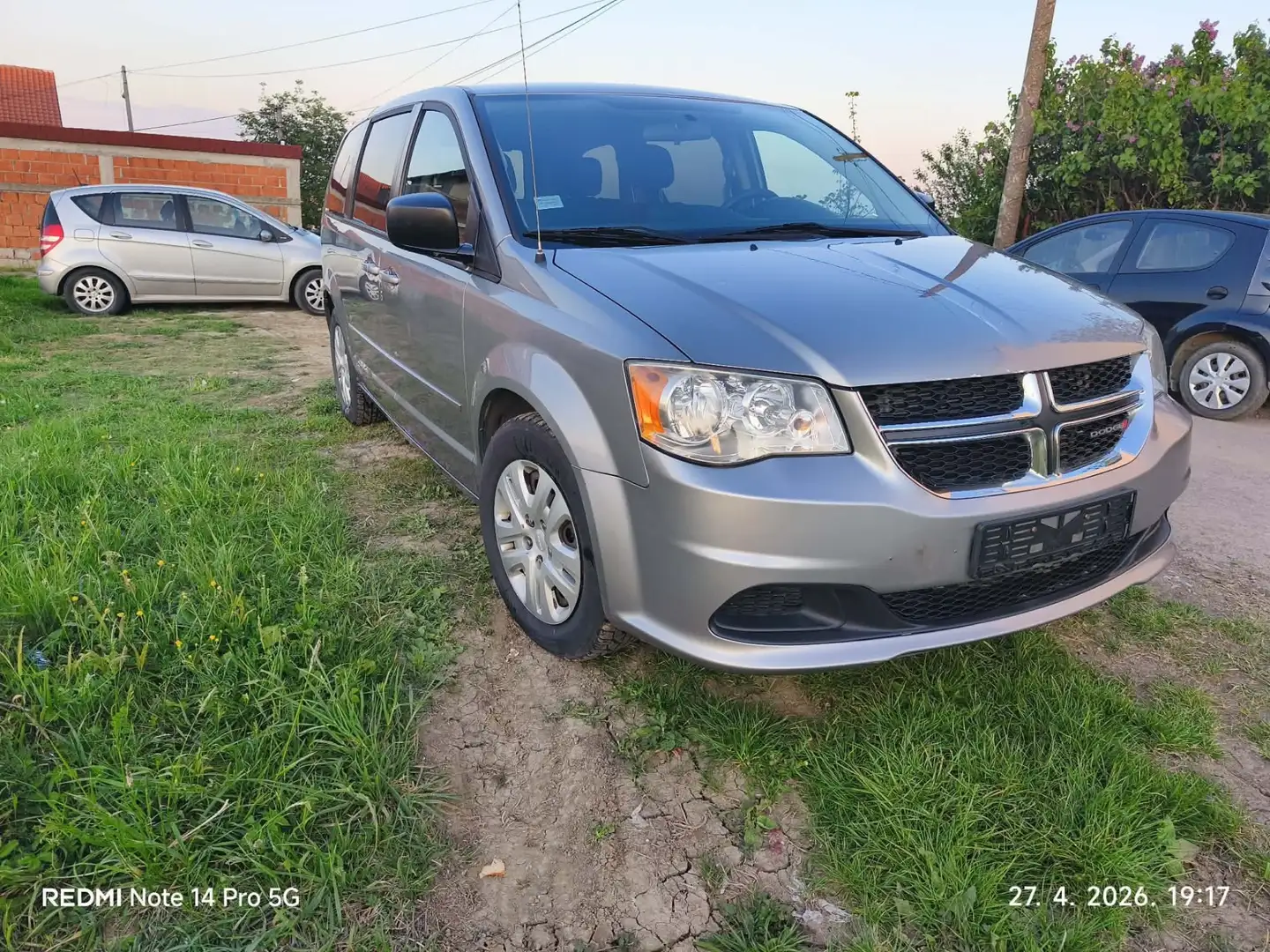 Dodge Grand Caravan - 1