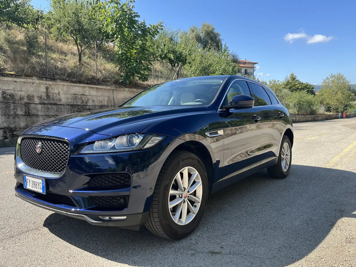 Jaguar F-Pace 2.0 i4 Portfolio awd 250cv auto my20 - 1
