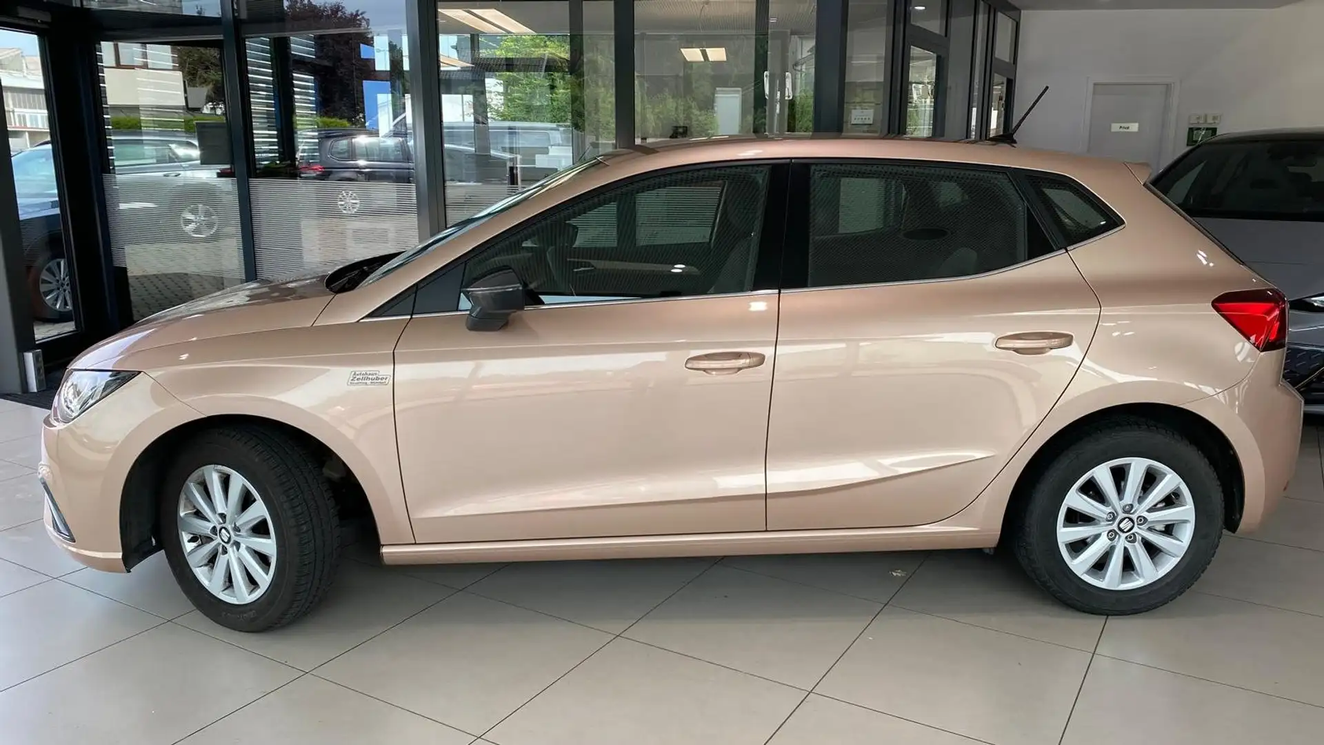 SEAT Ibiza 1.0 TSI DSG Xcellence *Navi*DAB+*Full Link* Beige - 2