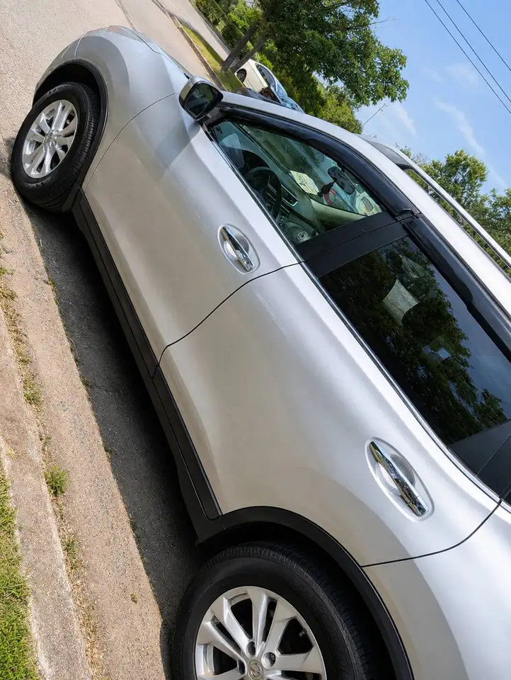 Nissan Rogue fotografie Nissan Rogue