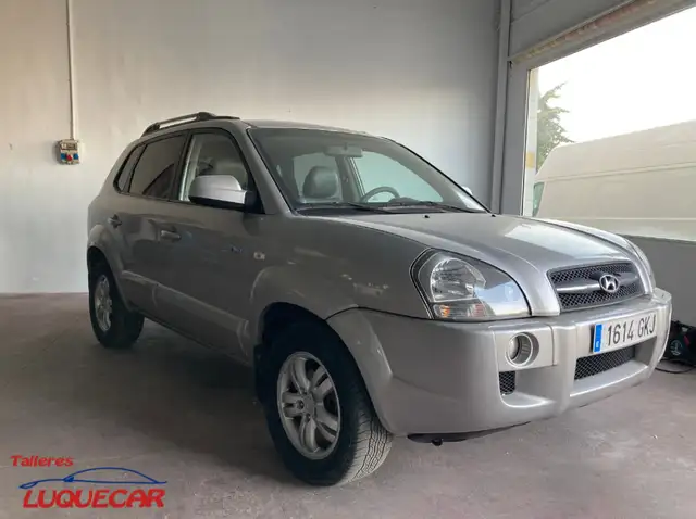 2009 Hyundai Tucson in Grey for sale