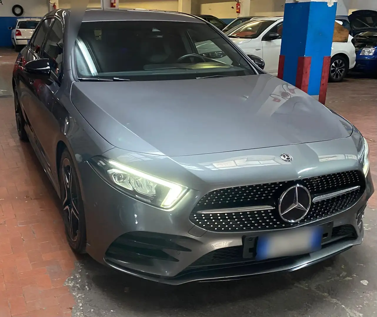 Mercedes-Benz A 250 Premium auto - 1